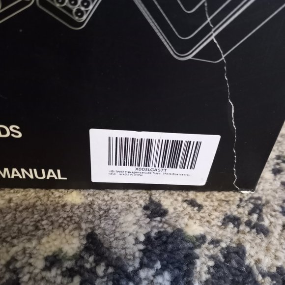 Ice Cube Trays, Hexagon Ice Trays with Lid, 32x3 PCS Ice Trays for Freezer - Picture 9 of 14